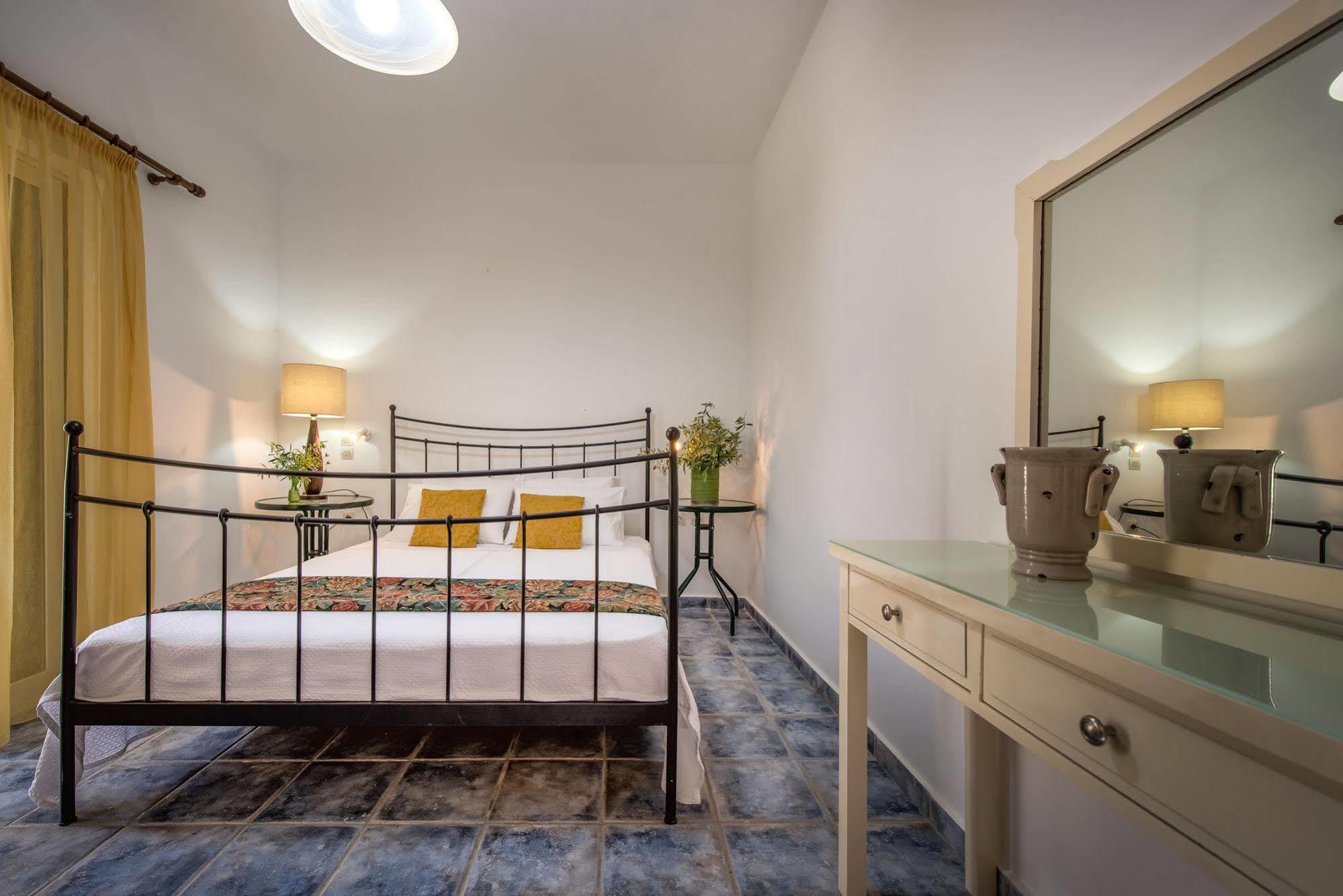 Lofos Soilis Aparthotel Tragaki Exteriör bild