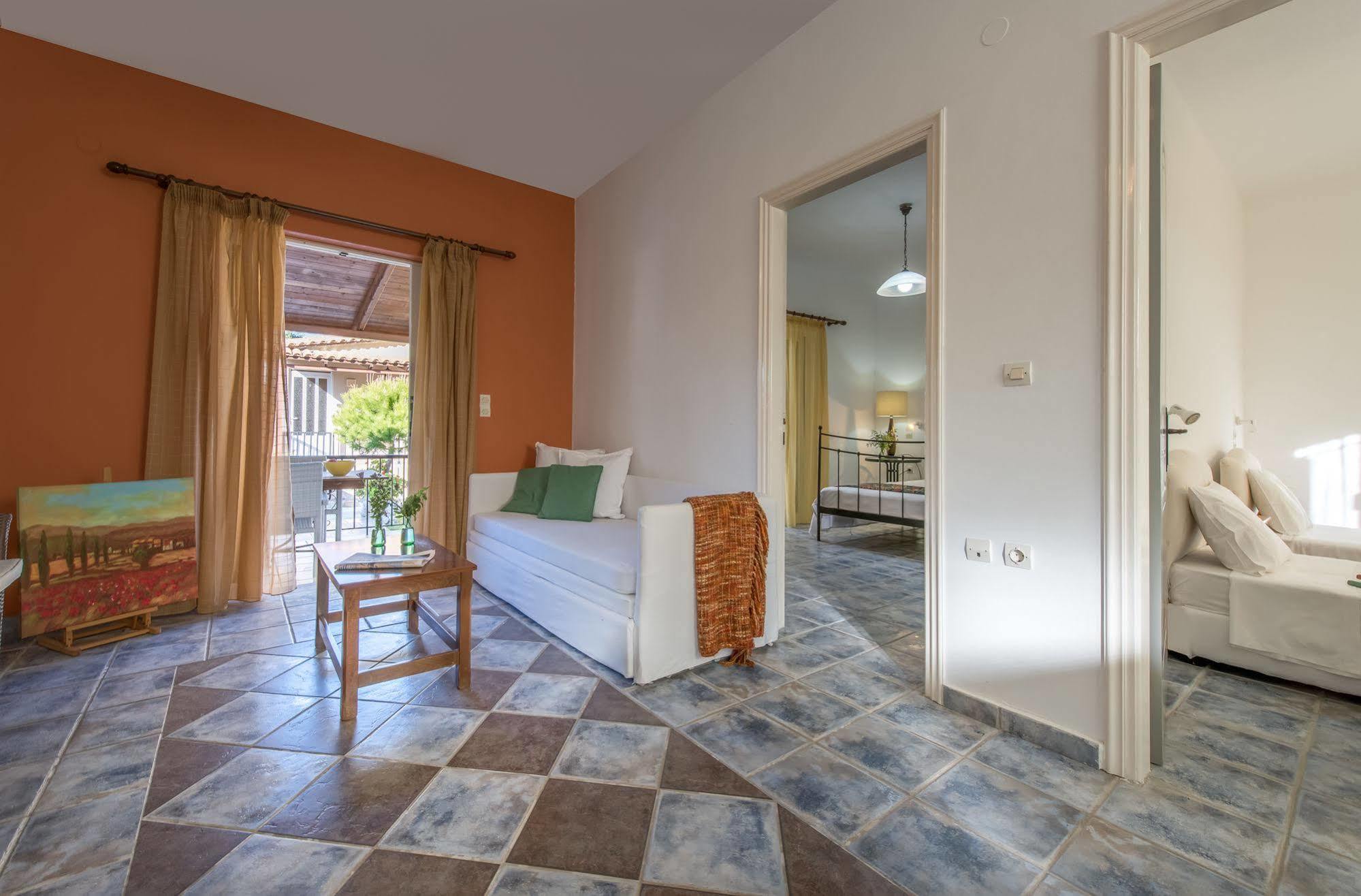 Lofos Soilis Aparthotel Tragaki Exteriör bild